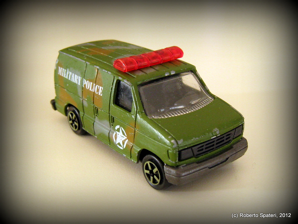 Majorette Ford Econoline (n.270-C / 271)